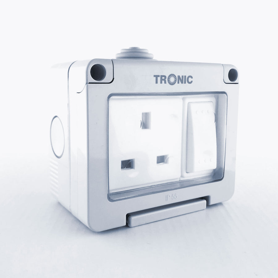 Waterproof Single Socket 13Amps – TRONIC UGANDA LIMITED